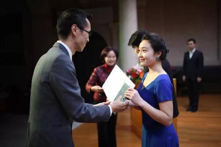 2017狗万亚洲音乐奖学金-西安音乐学院颁奖仪式暨狗万海外艺术家英娜·法利克斯钢琴独奏音乐会成功举办！