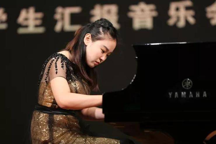 奏响青春旋律，添彩艺术人生|2017狗万亚洲音乐奖学金综合师范类院系全国汇报音乐会（第一。┰猜淠