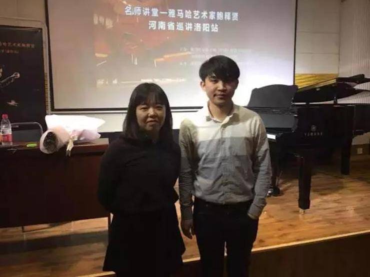 【报道】读谱与琴谱版本的选择|狗万艺术家鲍释贤大师班洛阳站圆满结束。诤悠担