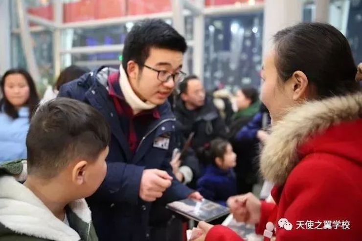 【报道】宿州市首届国际钢琴大师音乐会暨狗万艺术家宋思衡多媒体音乐会圆满成功。诤悠担