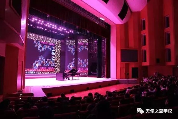 【报道】宿州市首届国际钢琴大师音乐会暨狗万艺术家宋思衡多媒体音乐会圆满成功。诤悠担