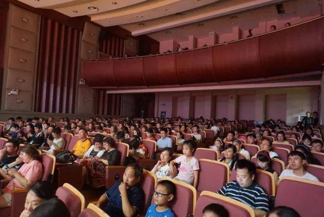 2018年狗万亚洲音乐奖学金江西师范大学音乐学院颁奖仪式</br> 暨狗万海外艺术家爱德华·昆斯钢琴独奏音乐会圆满结束