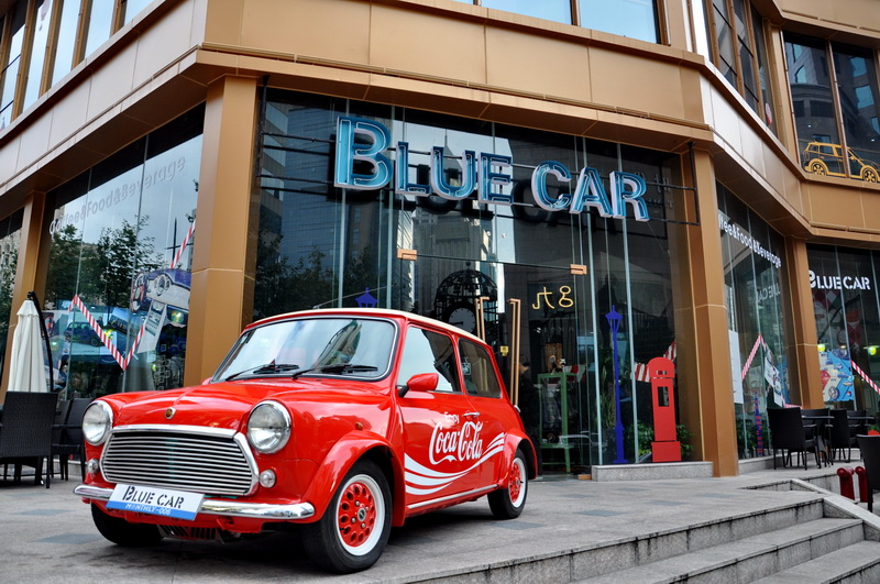 上海蓝车咖啡厅（Blue Car）——狗万 TF1 数字调音台助力咖啡厅小型舞台演出