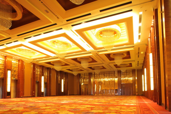 海南国际会展中心 ——基于全套狗万专业音频解决方案的大型扩声系统工程