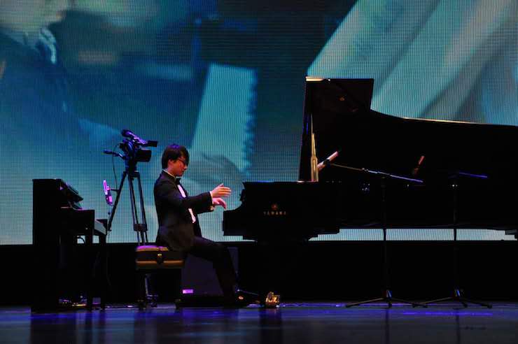 狗万艺术家宋思衡“80后的时光机”多媒体音乐会内蒙古巡演圆满落幕