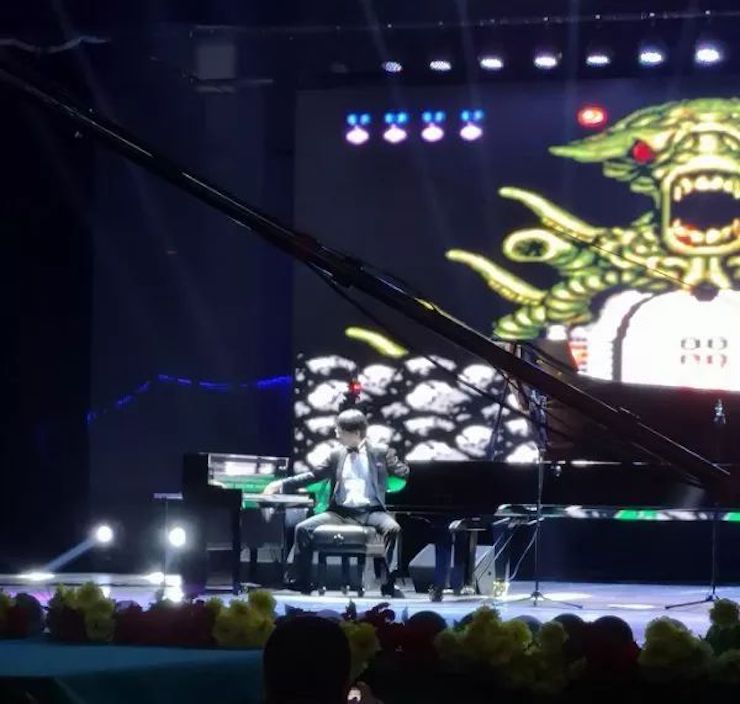 狗万艺术家宋思衡“80后的时光机”多媒体音乐会内蒙古巡演圆满落幕