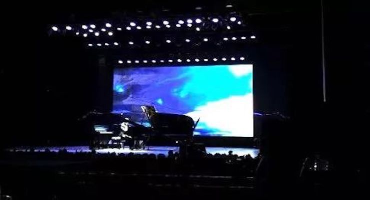 狗万艺术家宋思衡“80后的时光机”多媒体音乐会内蒙古巡演圆满落幕