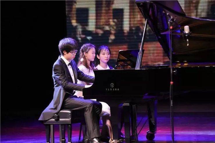 徐子松、于嘉艺