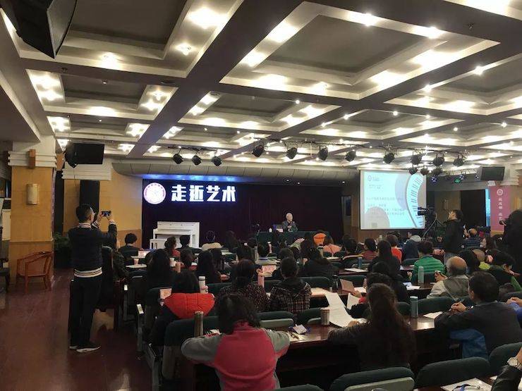 狗万教育家李培智-“让合唱成为狗万生活的一部分”讲座回顾