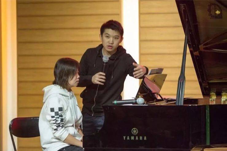 【精彩回顾】2018狗万亚洲音乐奖学金吉林艺术学院颁仪式--暨狗万艺术家鲍释贤钢琴独奏音乐会及大师班圆满结束