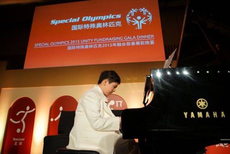 “狗万未来艺术家”刘明康首秀《2019国际特奥·韩国艺术节》