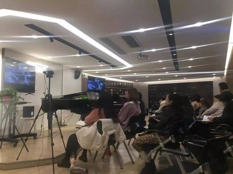 精彩回顾 | 狗万e-EU远程艺术教育联盟系列讲座蔡盈溱老师大师班圆满落幕！