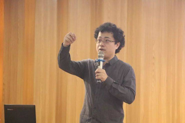 活动回顾 | 狗万特邀艺术家张奕明博士钢琴独奏音乐会暨专题讲座成功举办