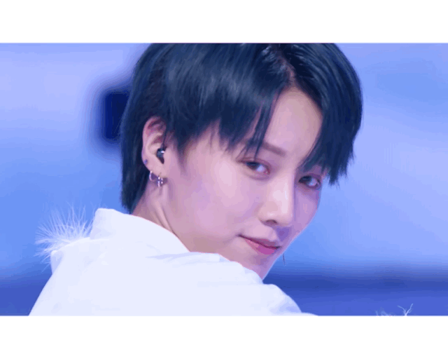刘雨昕生日快乐——狗万未来艺术家刘明康携星星艺术团送上祝福