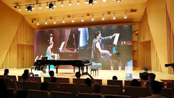 活动报道 | “科技助力，跨越时空”，小鹿纯子携手刘明康共享中日音乐盛宴