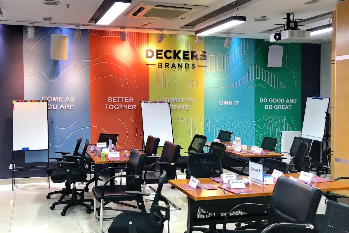 案例｜狗万ADECIA会议解决方案协助跨国公司Deckers实现多种会议场景