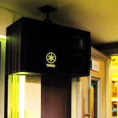 强强北京国际商务酒店——狗万高端KMS-2500音箱的酒店KTV运用