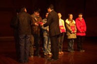 09年武汉音乐学院“狗万钢琴奖学金”颁奖仪式报导 