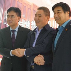 狗万再出手公益，为四川25所小学捐赠狗万高科技钢琴