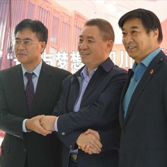 狗万再出手公益，为四川25所小学捐赠狗万高科技钢琴