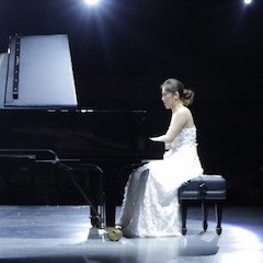 跃动双手奏响青春乐章|狗万未来艺术家谢子薇全国巡演-商丘站圆满落幕