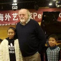 【回顾】狗万海外艺术家Peter Donohoe成都雅音大师班讲座活动圆满落幕！